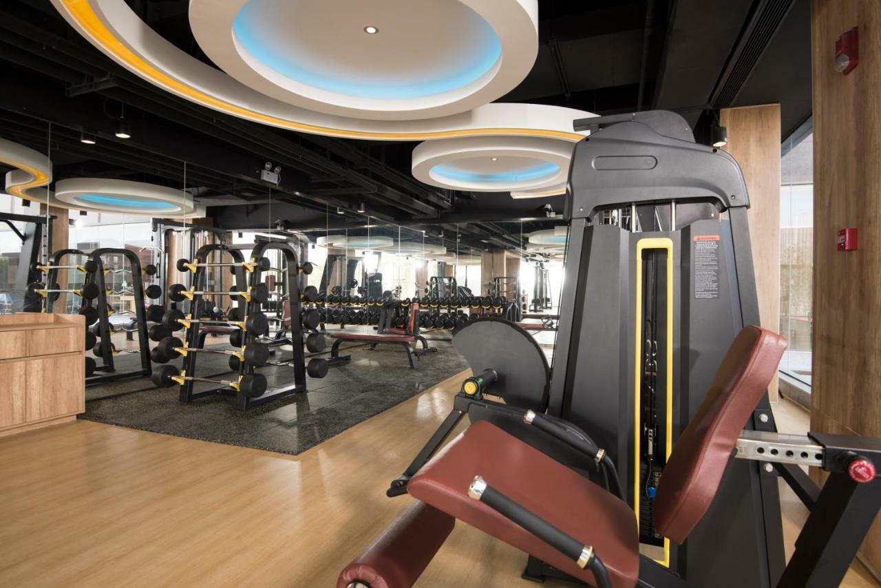 Virtuous World Hotel Foshan Buitenkant foto