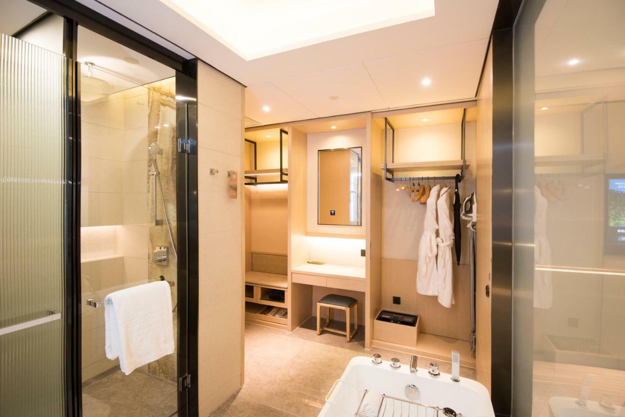Virtuous World Hotel Foshan Buitenkant foto