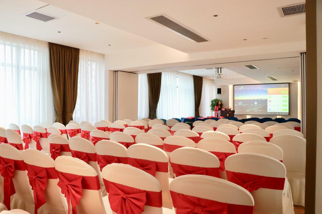 Virtuous World Hotel Foshan Buitenkant foto