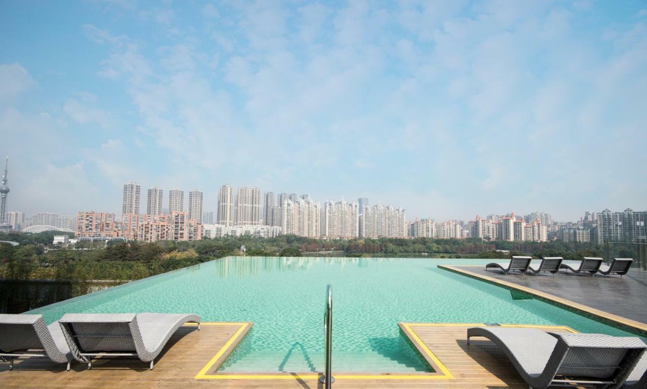 Virtuous World Hotel Foshan Buitenkant foto