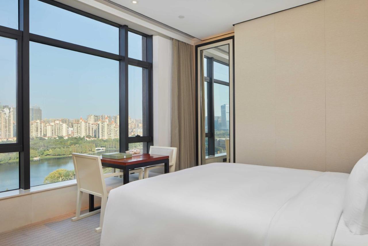 Virtuous World Hotel Foshan Buitenkant foto